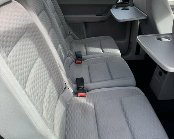 Серый Фольксваген Туран, объемом двигателя 1.6 л и пробегом 199 тыс. км за 7699 $, фото 40 на Automoto.ua