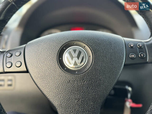 Серый Фольксваген Туран, объемом двигателя 1.4 л и пробегом 210 тыс. км за 5899 $, фото 85 на Automoto.ua