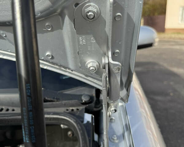 Серый Фольксваген Туран, объемом двигателя 1.6 л и пробегом 199 тыс. км за 7699 $, фото 55 на Automoto.ua