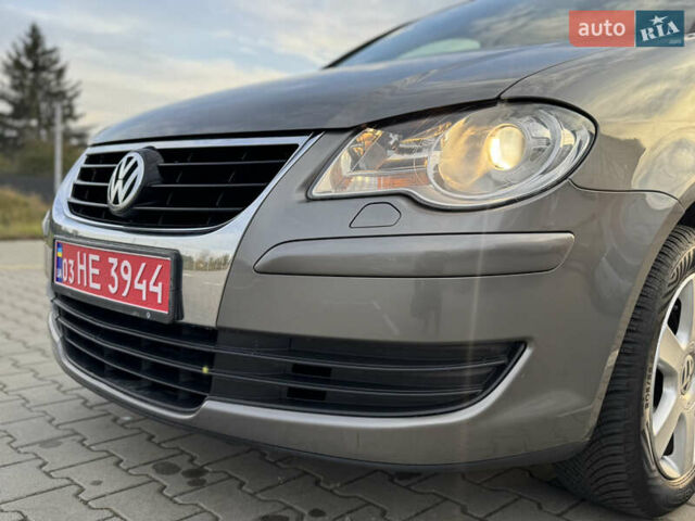 Серый Фольксваген Туран, объемом двигателя 1.4 л и пробегом 210 тыс. км за 5899 $, фото 21 на Automoto.ua