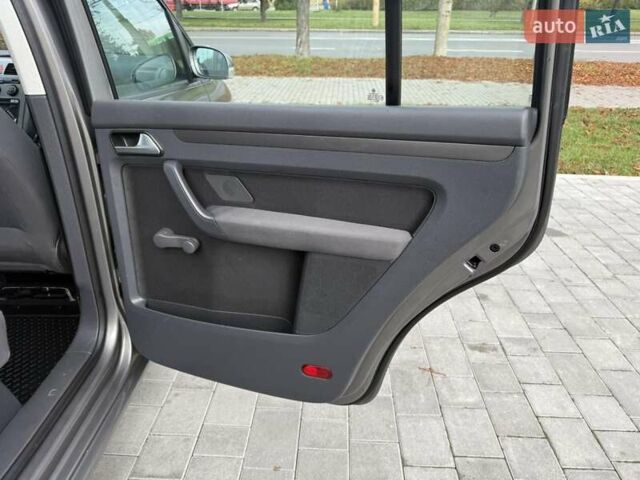 Сірий Фольксваген Туран, об'ємом двигуна 1.4 л та пробігом 187 тис. км за 6650 $, фото 38 на Automoto.ua