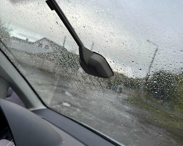 Сірий Фольксваген Туран, об'ємом двигуна 1.9 л та пробігом 226 тис. км за 7900 $, фото 25 на Automoto.ua