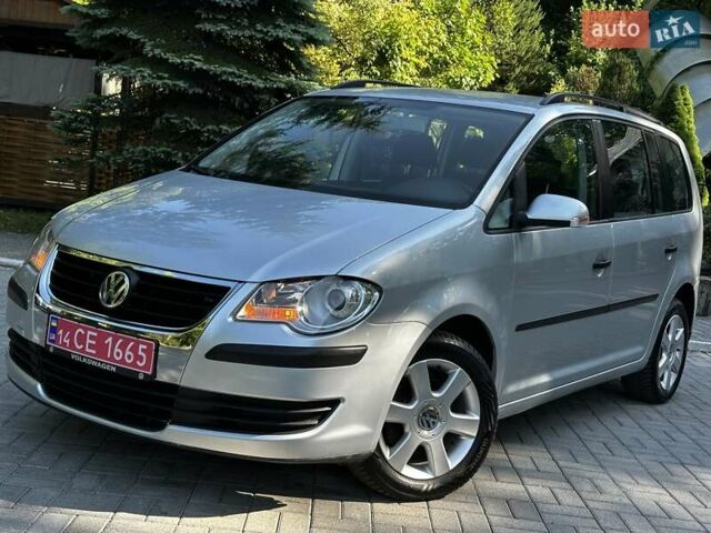 Сірий Фольксваген Туран, об'ємом двигуна 1.6 л та пробігом 230 тис. км за 6800 $, фото 10 на Automoto.ua