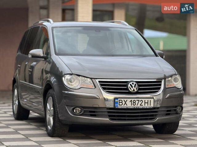 Сірий Фольксваген Туран, об'ємом двигуна 1.9 л та пробігом 221 тис. км за 6600 $, фото 5 на Automoto.ua