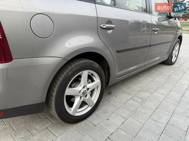 Сірий Фольксваген Туран, об'ємом двигуна 1.4 л та пробігом 187 тис. км за 6650 $, фото 18 на Automoto.ua