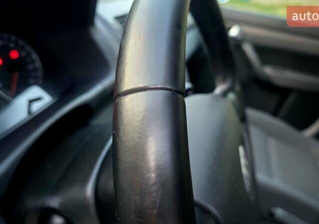 Сірий Фольксваген Туран, об'ємом двигуна 1.6 л та пробігом 225 тис. км за 7777 $, фото 27 на Automoto.ua