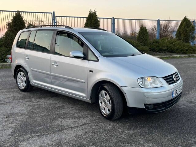 Серый Фольксваген Туран, объемом двигателя 0 л и пробегом 280 тыс. км за 2650 $, фото 1 на Automoto.ua