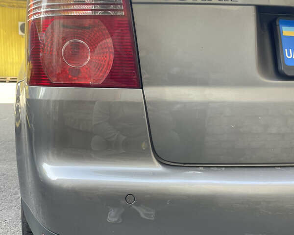 Серый Фольксваген Туран, объемом двигателя 1.39 л и пробегом 220 тыс. км за 4800 $, фото 8 на Automoto.ua