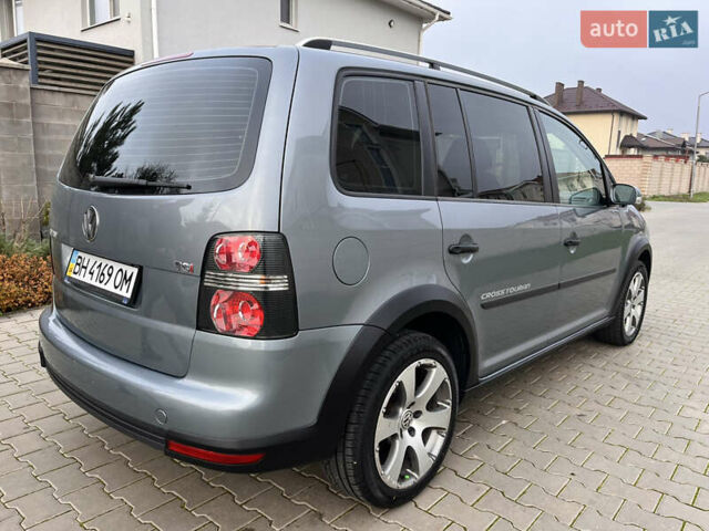 Сірий Фольксваген Туран, об'ємом двигуна 1.4 л та пробігом 48 тис. км за 8999 $, фото 52 на Automoto.ua