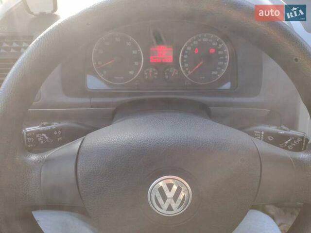 Серый Фольксваген Туран, объемом двигателя 1.6 л и пробегом 256 тыс. км за 6200 $, фото 17 на Automoto.ua