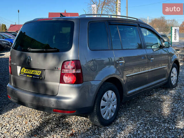 Серый Фольксваген Туран, объемом двигателя 1.39 л и пробегом 242 тыс. км за 7000 $, фото 6 на Automoto.ua