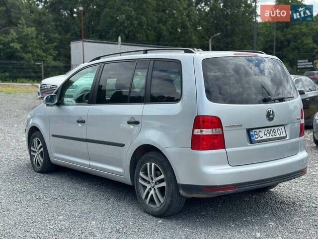Сірий Фольксваген Туран, об'ємом двигуна 1.4 л та пробігом 265 тис. км за 5250 $, фото 2 на Automoto.ua
