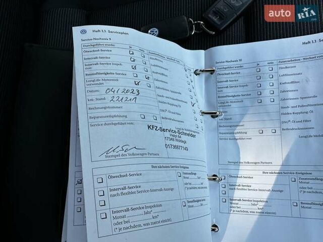 Сірий Фольксваген Туран, об'ємом двигуна 1.6 л та пробігом 230 тис. км за 6750 $, фото 131 на Automoto.ua