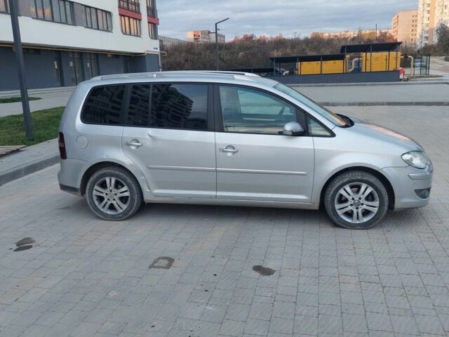 Сірий Фольксваген Туран, об'ємом двигуна 1.4 л та пробігом 237 тис. км за 6200 $, фото 3 на Automoto.ua