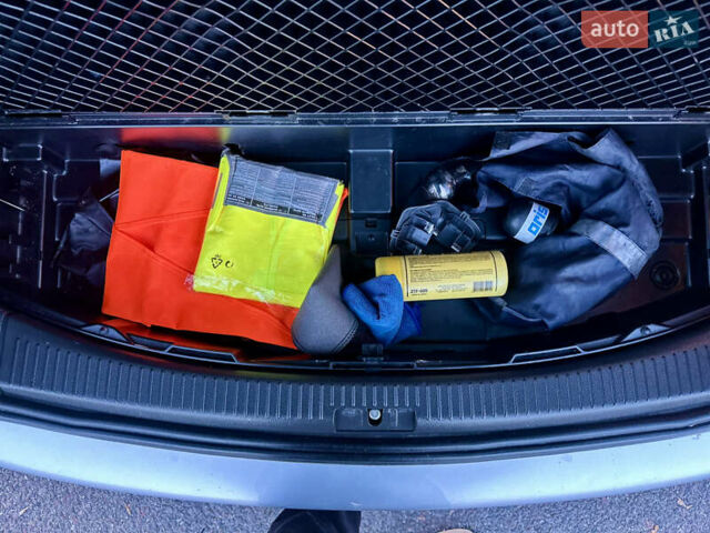 Сірий Фольксваген Туран, об'ємом двигуна 1.4 л та пробігом 248 тис. км за 7500 $, фото 39 на Automoto.ua