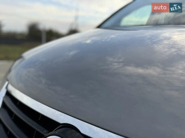 Серый Фольксваген Туран, объемом двигателя 1.4 л и пробегом 210 тыс. км за 5899 $, фото 24 на Automoto.ua