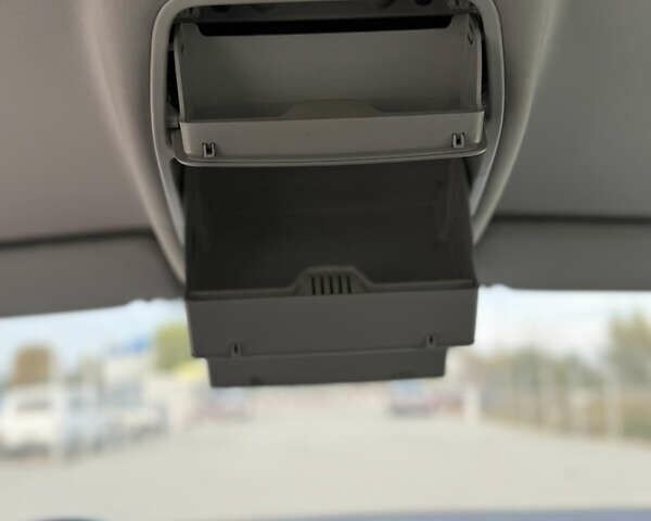 Серый Фольксваген Туран, объемом двигателя 1.4 л и пробегом 210 тыс. км за 5899 $, фото 93 на Automoto.ua