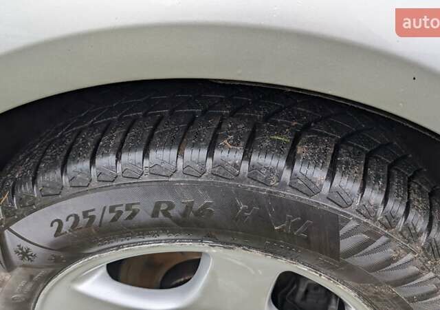 Серый Фольксваген Туран, объемом двигателя 1.39 л и пробегом 211 тыс. км за 5500 $, фото 17 на Automoto.ua