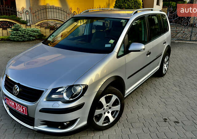 Сірий Фольксваген Туран, об'ємом двигуна 1.6 л та пробігом 218 тис. км за 8400 $, фото 3 на Automoto.ua