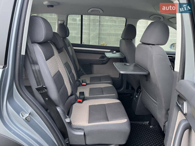 Сірий Фольксваген Туран, об'ємом двигуна 1.4 л та пробігом 48 тис. км за 8999 $, фото 48 на Automoto.ua