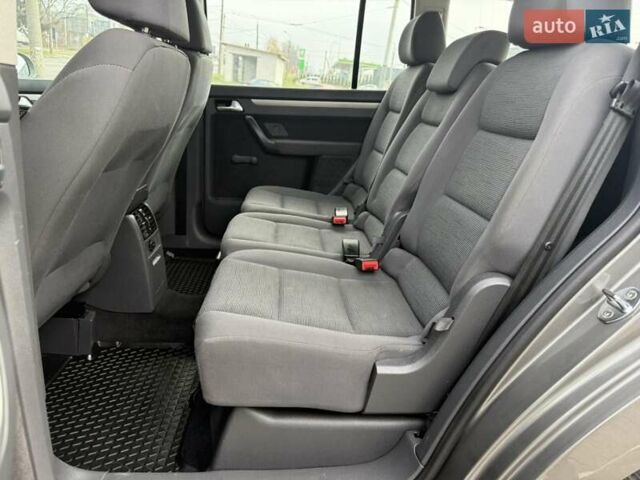 Сірий Фольксваген Туран, об'ємом двигуна 1.4 л та пробігом 187 тис. км за 6650 $, фото 32 на Automoto.ua