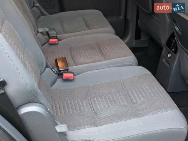 Серый Фольксваген Туран, объемом двигателя 1.4 л и пробегом 206 тыс. км за 6077 $, фото 23 на Automoto.ua