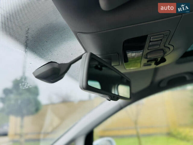 Серый Фольксваген Туран, объемом двигателя 2 л и пробегом 245 тыс. км за 7300 $, фото 19 на Automoto.ua