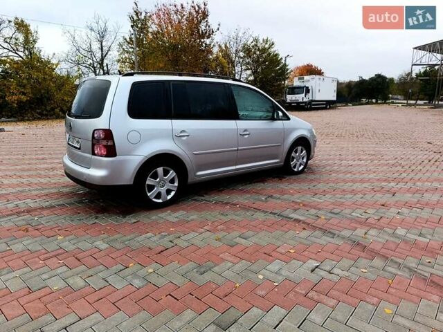 Сірий Фольксваген Туран, об'ємом двигуна 1.9 л та пробігом 285 тис. км за 7900 $, фото 5 на Automoto.ua