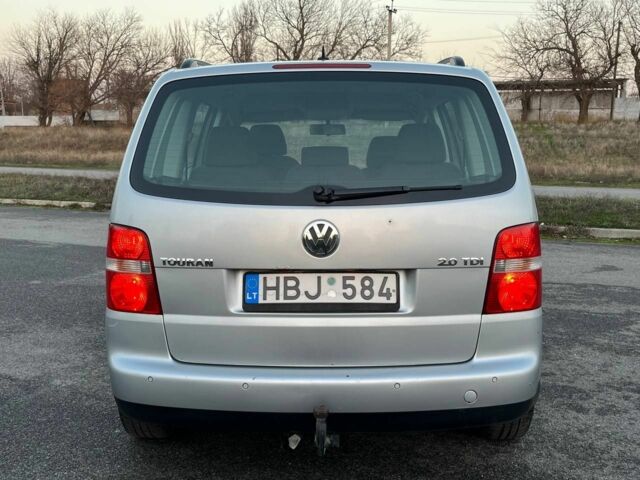 Серый Фольксваген Туран, объемом двигателя 0 л и пробегом 280 тыс. км за 2650 $, фото 4 на Automoto.ua