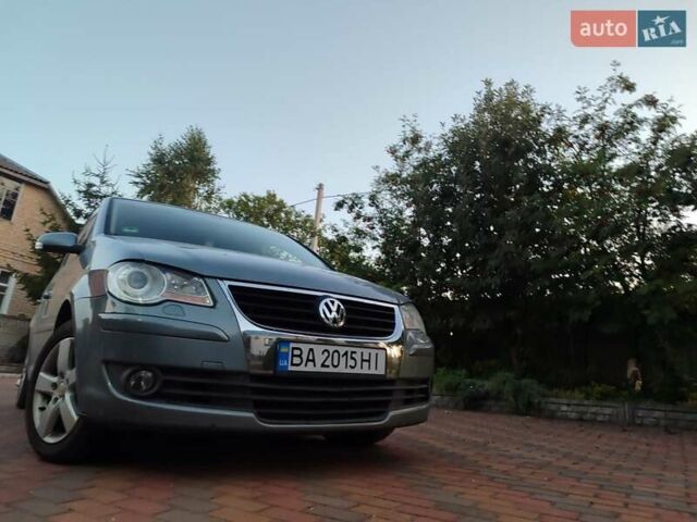 Сірий Фольксваген Туран, об'ємом двигуна 1.4 л та пробігом 246 тис. км за 6900 $, фото 7 на Automoto.ua
