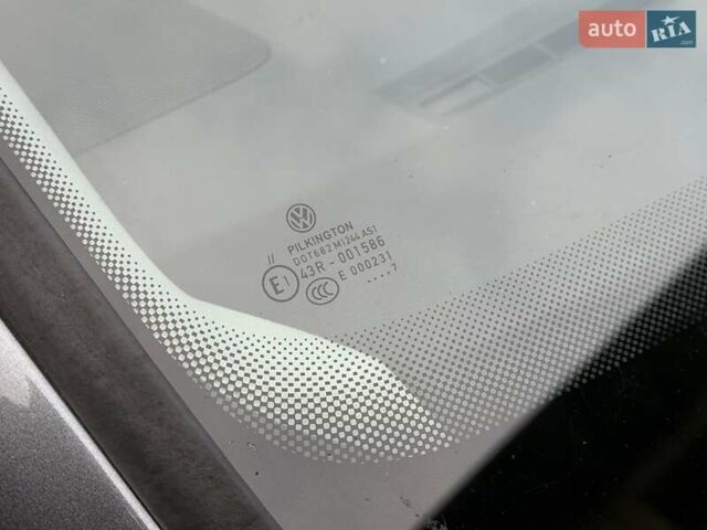 Серый Фольксваген Туран, объемом двигателя 1.6 л и пробегом 251 тыс. км за 6950 $, фото 18 на Automoto.ua