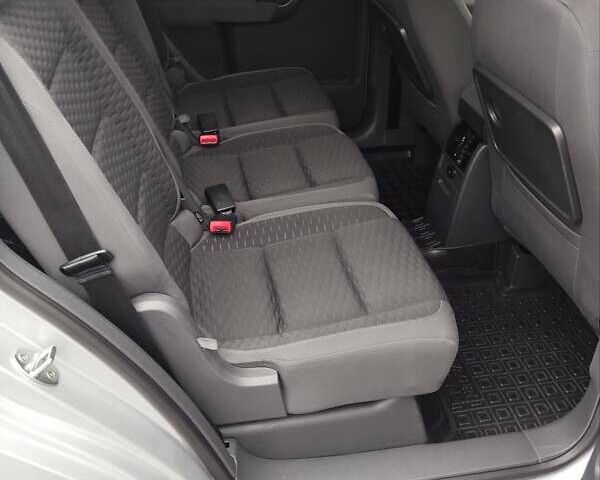 Серый Фольксваген Туран, объемом двигателя 1.6 л и пробегом 254 тыс. км за 7650 $, фото 32 на Automoto.ua