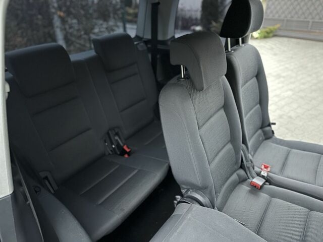 Серый Фольксваген Туран, объемом двигателя 1.6 л и пробегом 215 тыс. км за 6500 $, фото 15 на Automoto.ua