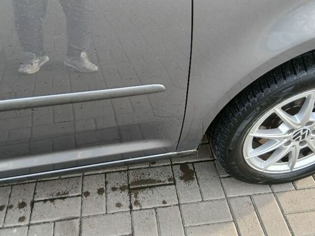 Серый Фольксваген Туран, объемом двигателя 1.4 л и пробегом 277 тыс. км за 6300 $, фото 17 на Automoto.ua