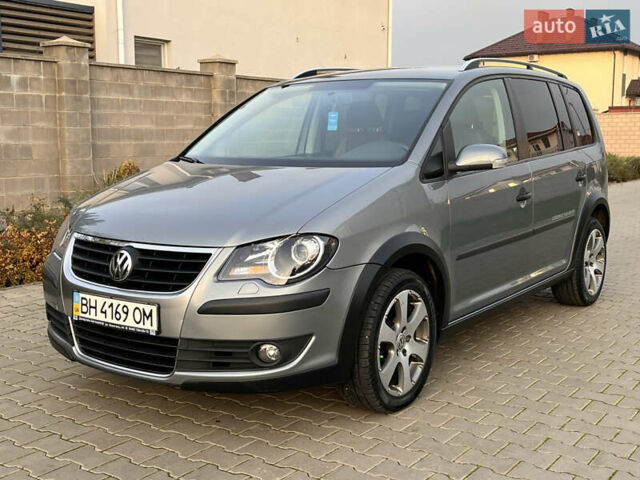 Сірий Фольксваген Туран, об'ємом двигуна 1.4 л та пробігом 48 тис. км за 8999 $, фото 9 на Automoto.ua