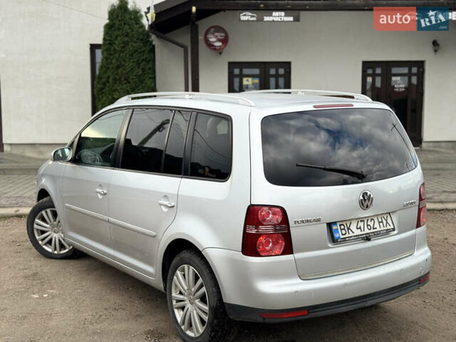 Серый Фольксваген Туран, объемом двигателя 1.97 л и пробегом 370 тыс. км за 6199 $, фото 8 на Automoto.ua