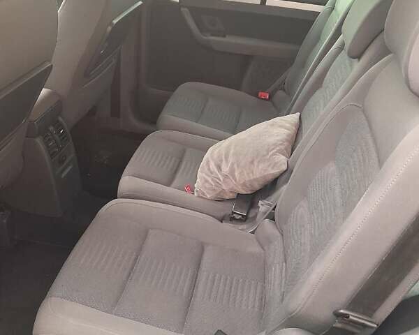 Сірий Фольксваген Туран, об'ємом двигуна 1.4 л та пробігом 250 тис. км за 6500 $, фото 8 на Automoto.ua