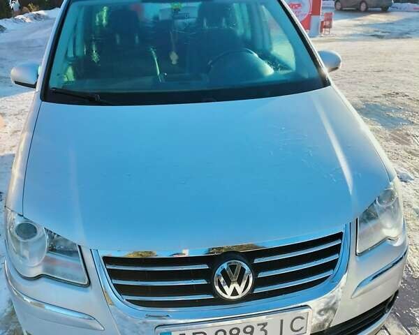 Серый Фольксваген Туран, объемом двигателя 1.4 л и пробегом 203 тыс. км за 7200 $, фото 24 на Automoto.ua