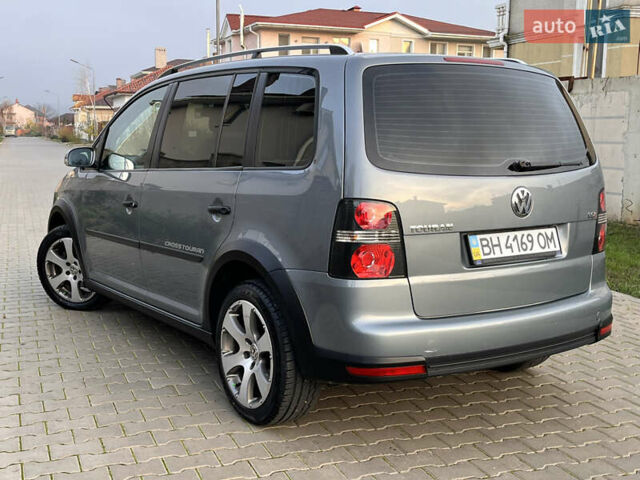 Сірий Фольксваген Туран, об'ємом двигуна 1.4 л та пробігом 48 тис. км за 8999 $, фото 20 на Automoto.ua