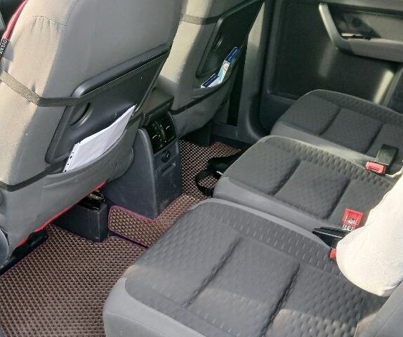 Серый Фольксваген Туран, объемом двигателя 1.4 л и пробегом 277 тыс. км за 6300 $, фото 11 на Automoto.ua