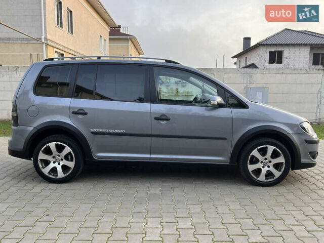 Сірий Фольксваген Туран, об'ємом двигуна 1.4 л та пробігом 48 тис. км за 8999 $, фото 14 на Automoto.ua