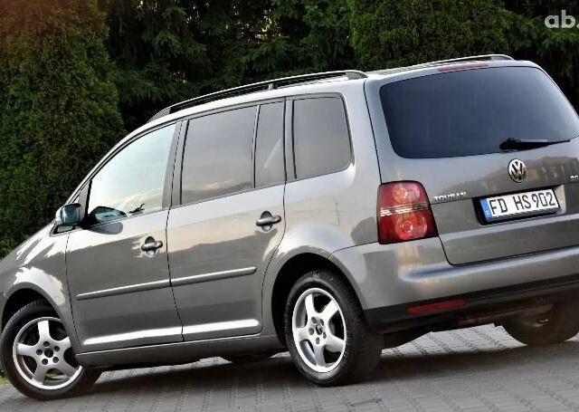 Серый Фольксваген Туран, объемом двигателя 0 л и пробегом 227 тыс. км за 2000 $, фото 6 на Automoto.ua