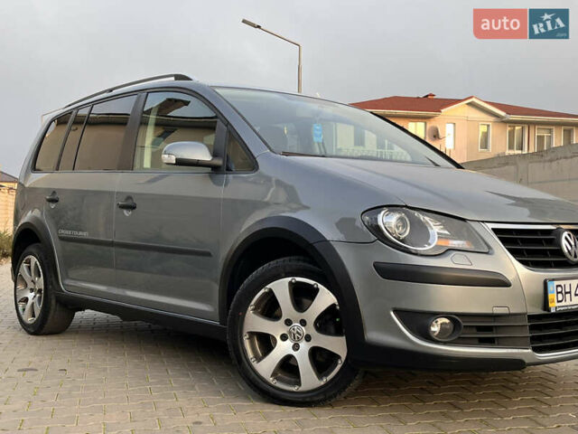 Сірий Фольксваген Туран, об'ємом двигуна 1.4 л та пробігом 48 тис. км за 8999 $, фото 8 на Automoto.ua