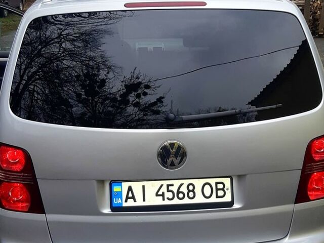 Сірий Фольксваген Туран, об'ємом двигуна 1.9 л та пробігом 0 тис. км за 6800 $, фото 3 на Automoto.ua