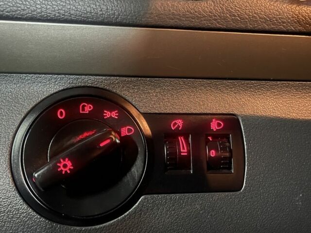 Сірий Фольксваген Туран, об'ємом двигуна 1.4 л та пробігом 240 тис. км за 6750 $, фото 14 на Automoto.ua