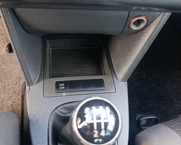 Серый Фольксваген Туран, объемом двигателя 1.6 л и пробегом 203 тыс. км за 6900 $, фото 35 на Automoto.ua