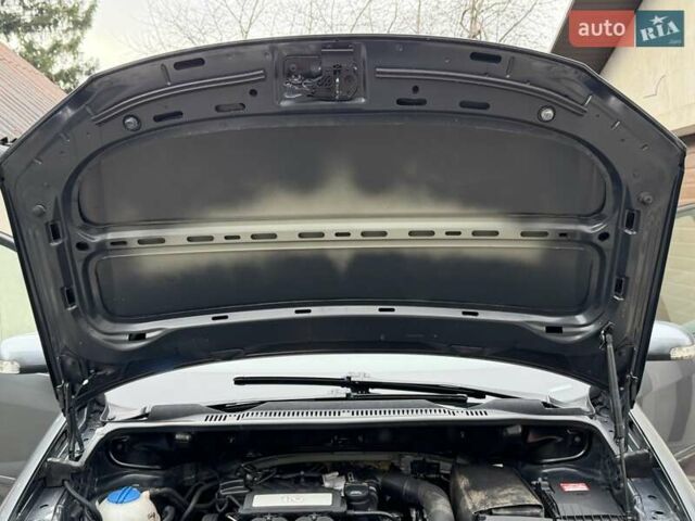 Серый Фольксваген Туран, объемом двигателя 1.6 л и пробегом 251 тыс. км за 6950 $, фото 48 на Automoto.ua