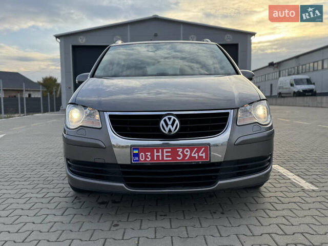 Серый Фольксваген Туран, объемом двигателя 1.4 л и пробегом 210 тыс. км за 5899 $, фото 11 на Automoto.ua