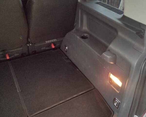 Серый Фольксваген Туран, объемом двигателя 1.6 л и пробегом 256 тыс. км за 6200 $, фото 27 на Automoto.ua