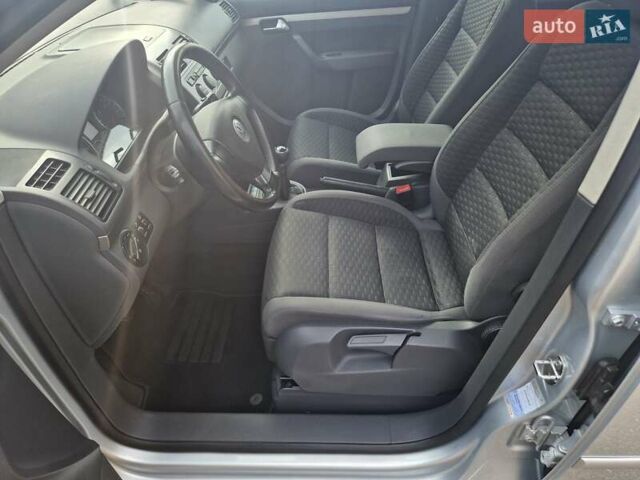 Серый Фольксваген Туран, объемом двигателя 1.39 л и пробегом 211 тыс. км за 6200 $, фото 9 на Automoto.ua